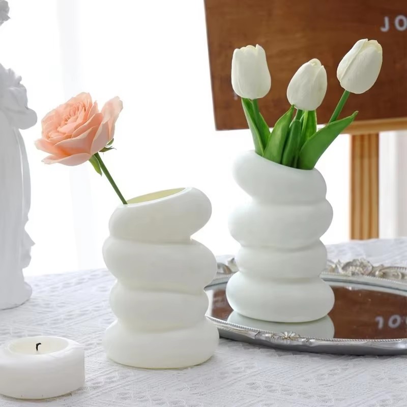 Vaso bianco a spirale in plast - Kitchen Appliances In White recensione e prezzo